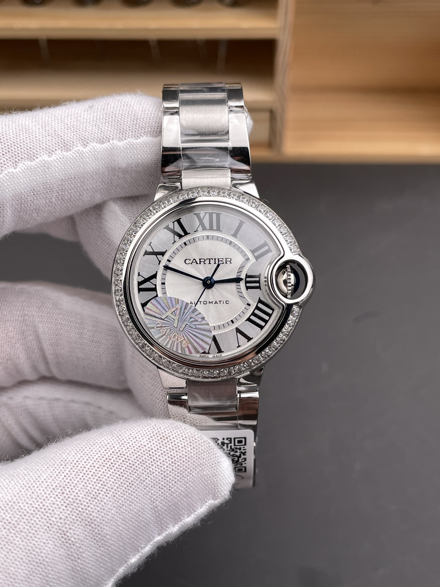 Cartier AF 卡地亚蓝气球 钻圈白盘女款/33mm/076机一档机芯