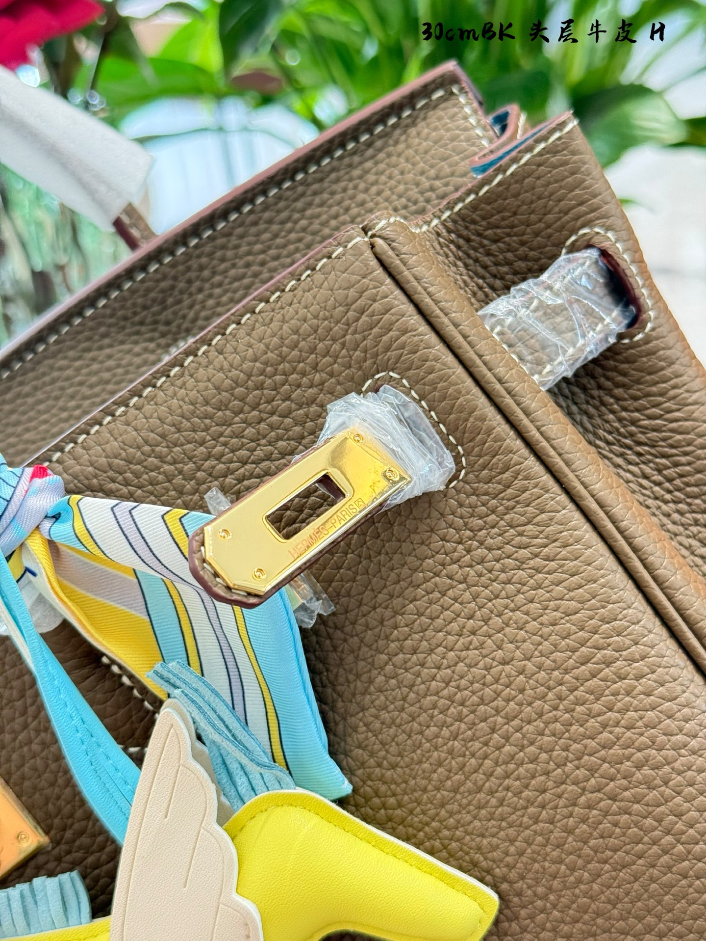 Hermès Birkin 30cm Togo Leather Classic Handbag - Stylish and Timeless 6 i1740988650019 1971 0 4