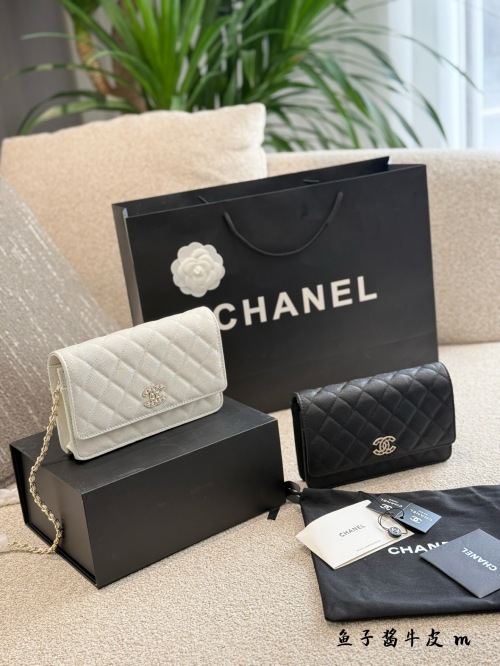 Chanel 25A Black Diamond WOC Wallet on Chain, 19*12cm, Stylish and Functional 1 Chanel 25A Black Diamond WOC Wallet on Chain, 19*12cm, Stylish and Functional