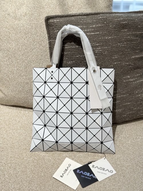 Issey Miyake Bao Bao White Tote Bag, Lightweight & Comfortable Summer Accessory 1 Issey Miyake Bao Bao White Tote Bag, Lightweight & Comfortable Summer Accessory