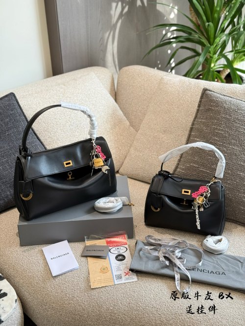 Balenciaga Rodeo Bag, Premium Leather, Fashionable Design - Perfect Gift 1 Balenciaga Rodeo Bag, Premium Leather, Fashionable Design – Perfect Gift