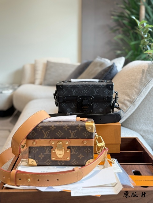 Louis Vuitton Soul Trunk Box Bag: Stylish & Versatile Crossbody 1 Louis Vuitton Soul Trunk Box Bag: Stylish & Versatile Crossbody
