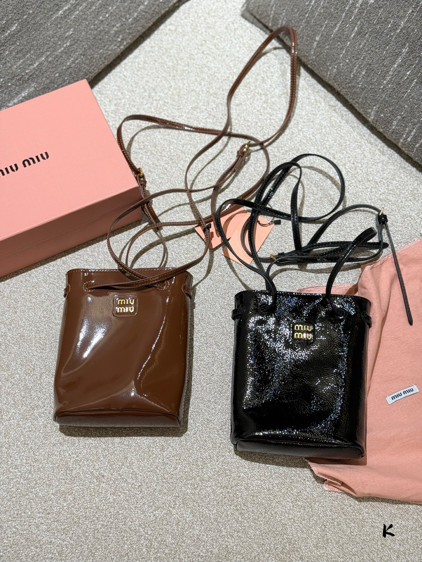 💰370 miumiu迷你tote 14×20配盒子