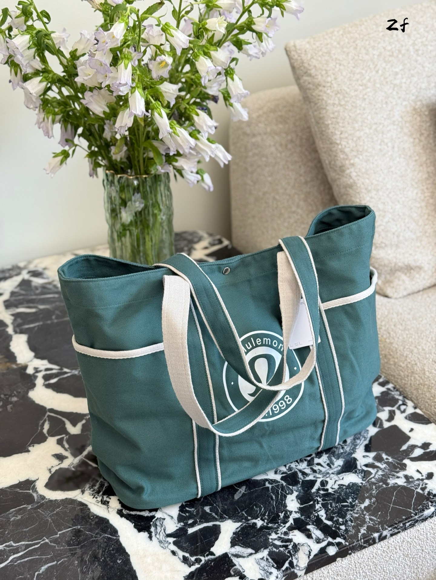 Lululemon Daily - Bolso Tote de Lona con Múltiples Bolsillos para el Día a Día 3 i1745664849640 4514 0 1
