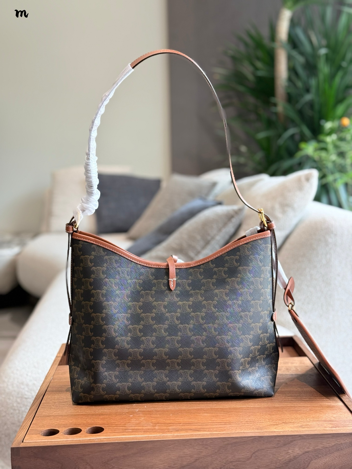 Celine Carryall Bolso Tote con Diseño de Cordón y Tamaño Práctico de 28x24 9 i1745980786438 7418 0 7