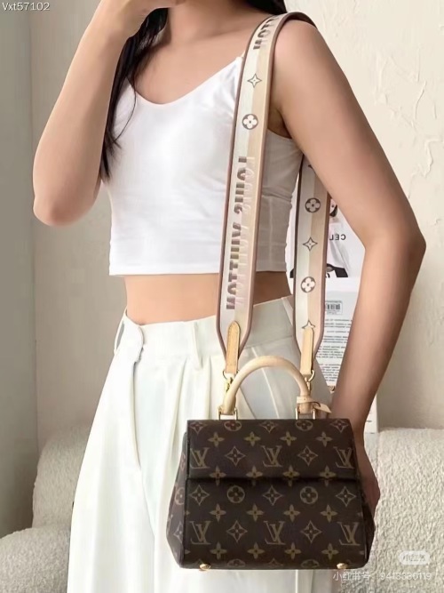 Louis Vuitton Cluny Mini: Iconic Design, Ultimate Practicality Handbag 1 Louis Vuitton Cluny Mini: Iconic Design, Ultimate Practicality Handbag