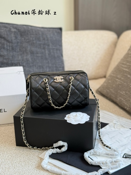Chanel 25P Bolso Bowling Caviar Negro/Dorado, Bandolera y de Mano 15 Chanel 25P Bolso Bowling Caviar Negro/Dorado, Bandolera y de Mano