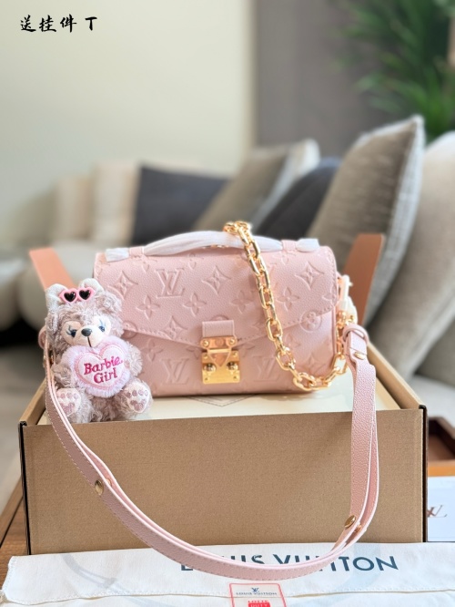Louis Vuitton Pink Leather Bag With Gold-Tone Hardware, Chain and Strap 1 Louis Vuitton Pink Leather Bag With Gold-Tone Hardware, Chain and Strap