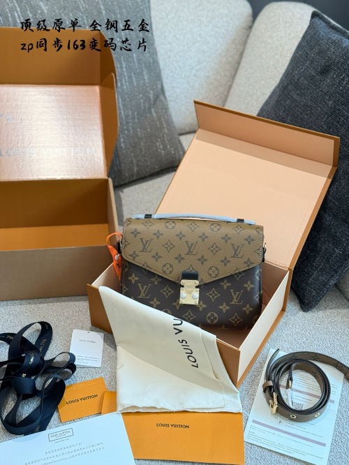 Louis Vuitton Pochette Metis: Monogram Canvas Crossbody Bag 1 Louis Vuitton Pochette Metis: Monogram Canvas Crossbody Bag