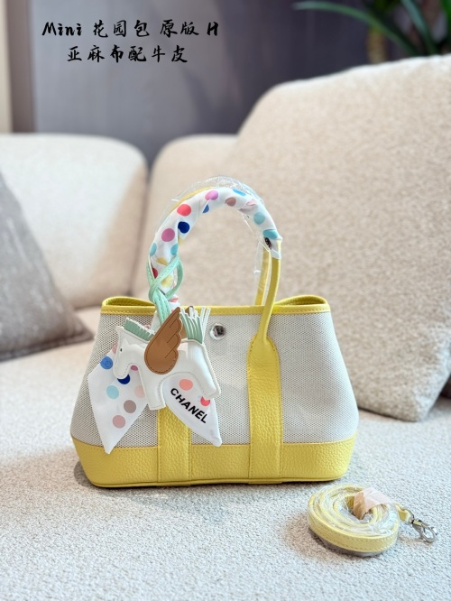 Hermes Garden Party Mini Tote Bag, Stylish and Functional, 25cm 1 Hermes Garden Party Mini Tote Bag, Stylish and Functional, 25cm