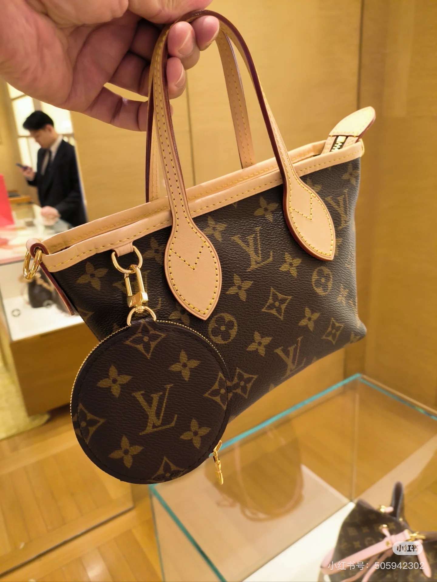 _dxD9sI_33kX28voRI6WU2kkoQlDTOJAIms-f4lA