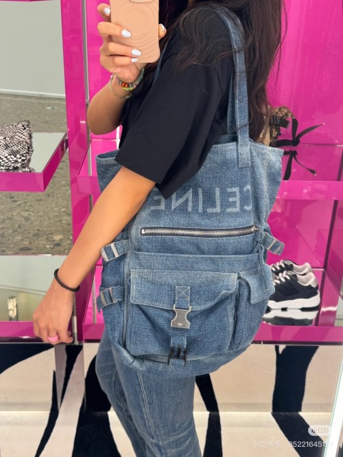 Celine 24SS Denim Tote Bag, Washed Denim Shoulder Bag with Logo 1 Celine 24SS Denim Tote Bag, Washed Denim Shoulder Bag with Logo