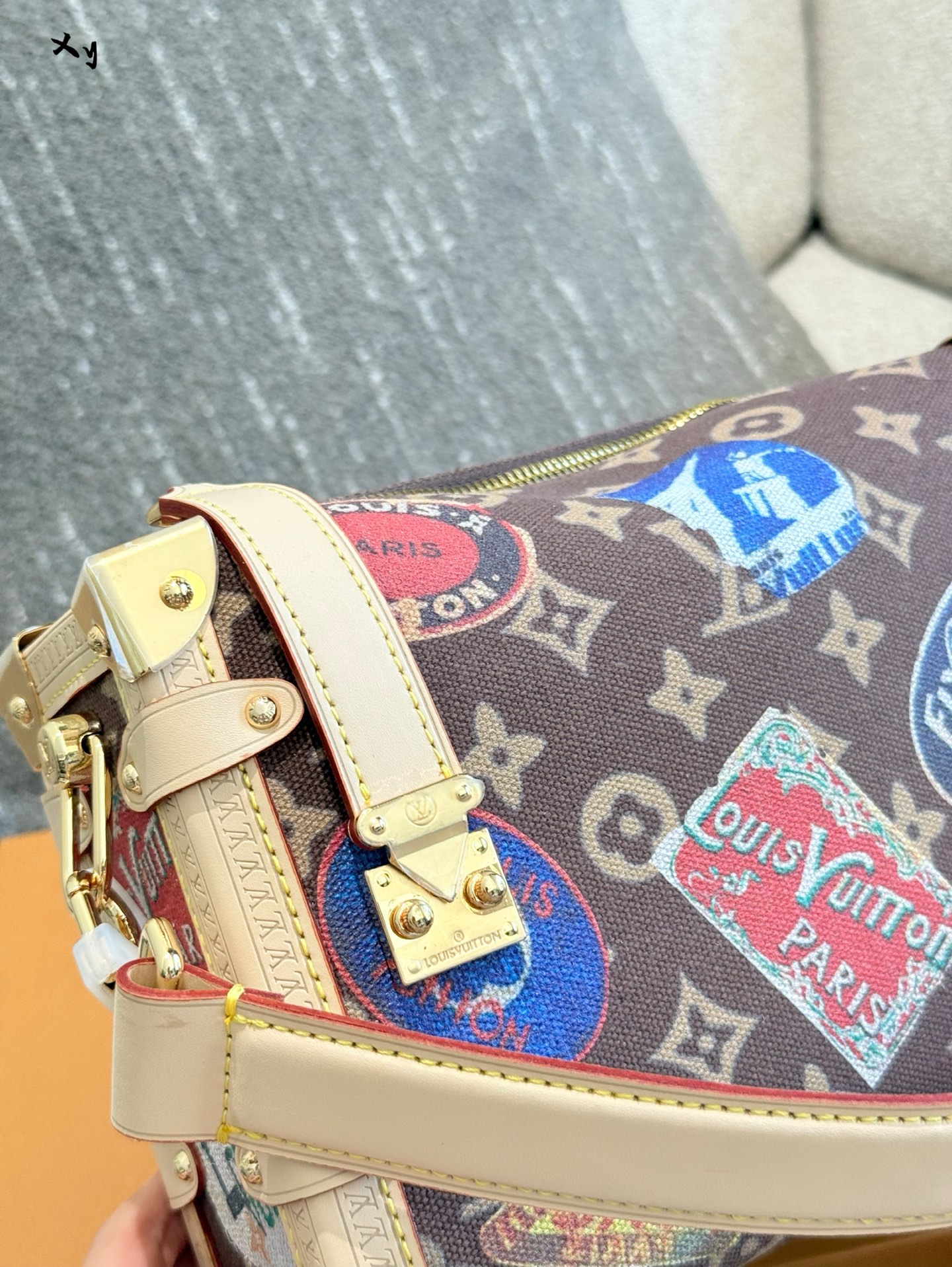 Louis Vuitton Side Trunk MM Bolso Soft Box Edición Limitada con Estampado 7 i1751860333232 6774 0 5