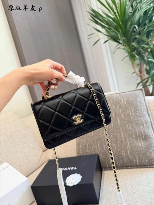 Bolso de mano Chanel WOC con asa trenzada y solapa en piel de cordero negra 1 Bolso de mano Chanel WOC con asa trenzada y solapa en piel de cordero negra