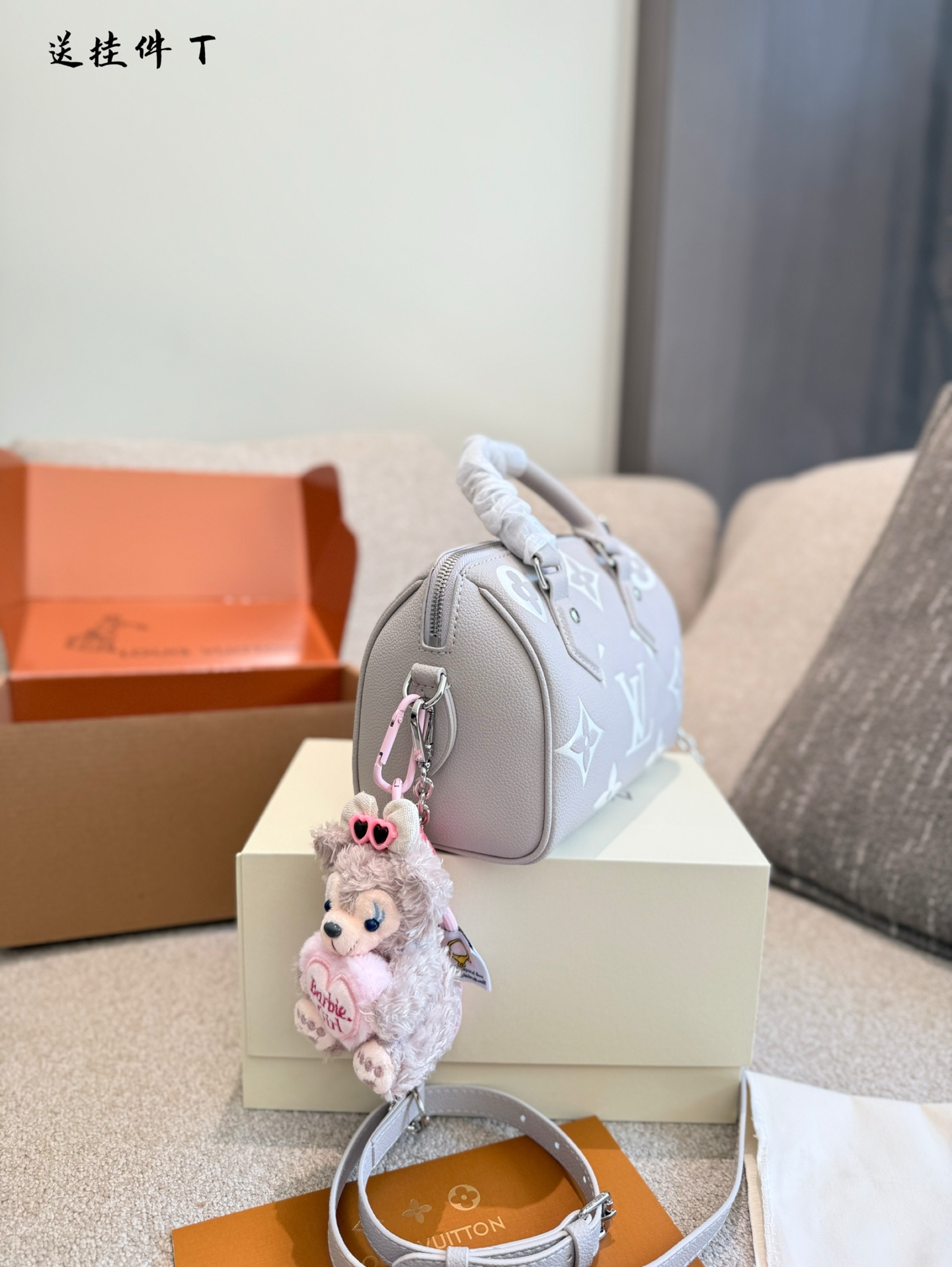 Louis Vuitton Speedy 2025: Bolso Clásico, Tonos Pastel, Accesorio Incluido 3 i1752289936917 8816 0 1