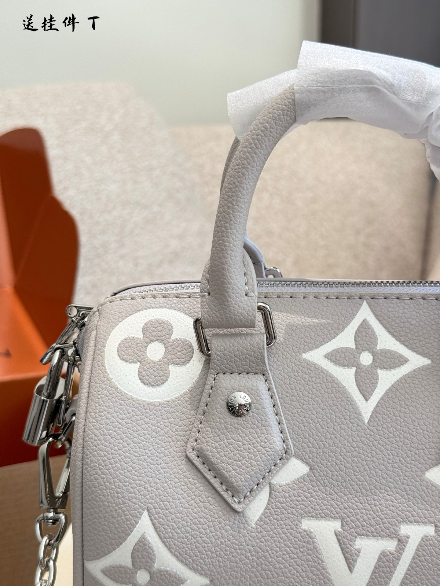 Louis Vuitton Speedy 2025: Bolso Clásico, Tonos Pastel, Accesorio Incluido 9 i1752289938776 4631 0 7