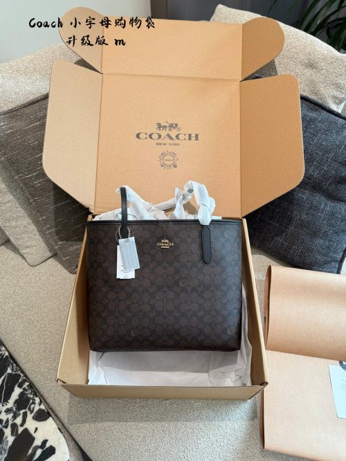 Coach City Tote Bolso Clásico con Monograma, Diseño de Cierre Magnético 15 Coach City Tote Bolso Clásico con Monograma, Diseño de Cierre Magnético