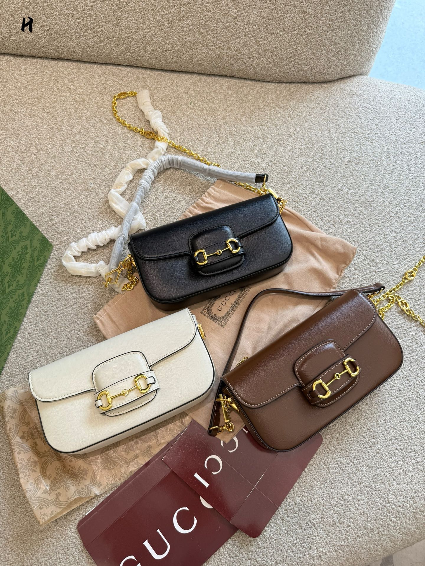 Gucci 1955 Horsebit Baguette Bag with Chain Strap - Stylish & Compact