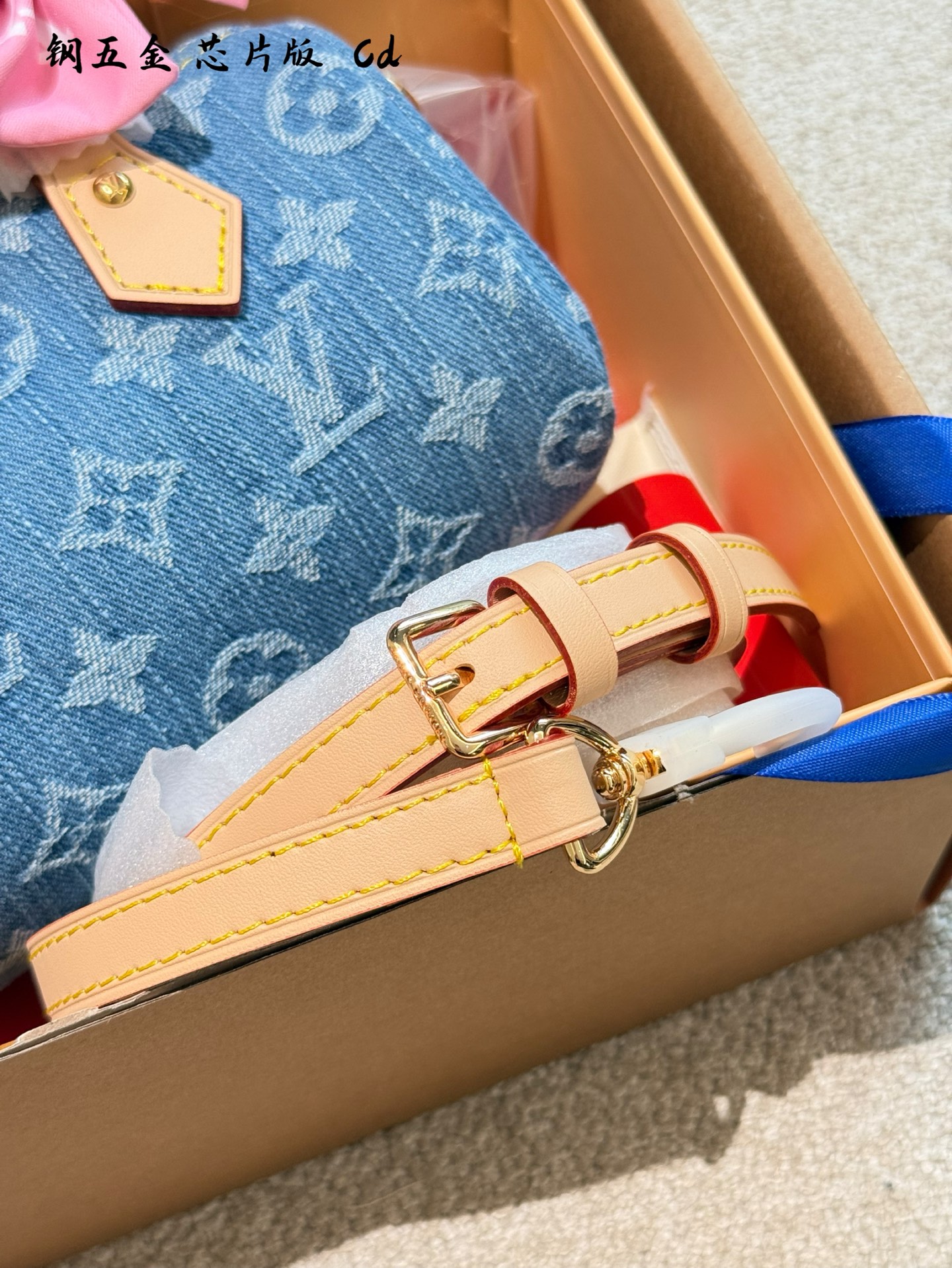Louis Vuitton Nano Speedy Denim Bolso Bandolera Azul Claro Verano 10 i1755008624483 6107 0 8