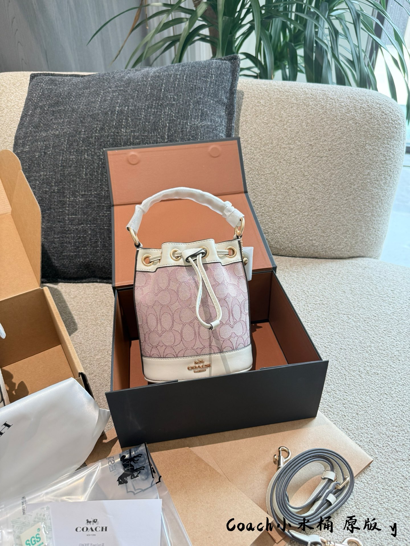 Artículo original de primera calidad: Coach vuelve a robar el show... Los nuevos productos de agosto conquistan mi cora…