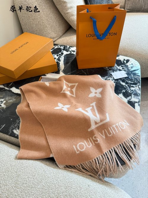 Louis Vuitton Beige Wool/Cashmere Blend Scarf with Monogram, 190 x 45 cm 1 Louis Vuitton Beige Wool/Cashmere Blend Scarf with Monogram, 190 x 45 cm