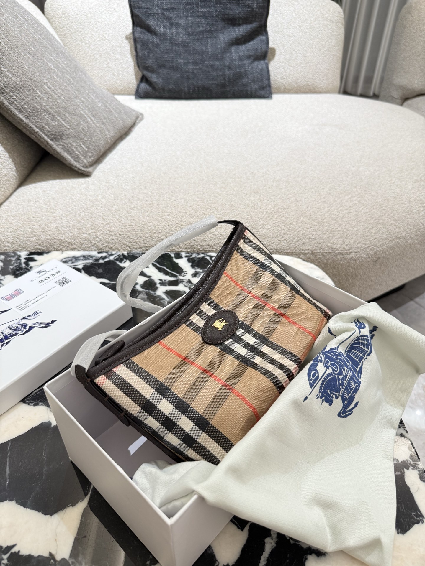 Burberry everyday