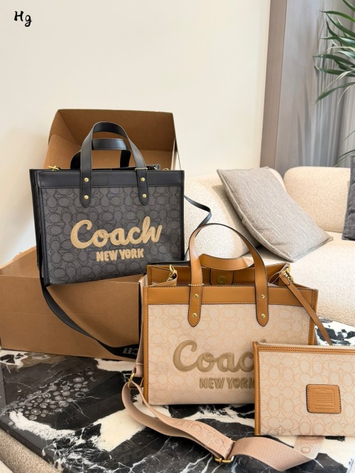 Coach Field Tote: Stylish & Functional Handbag for All Seasons - Shop Now! 1 Coach Field Tote: Stylish & Functional Handbag for All Seasons – Shop Now!