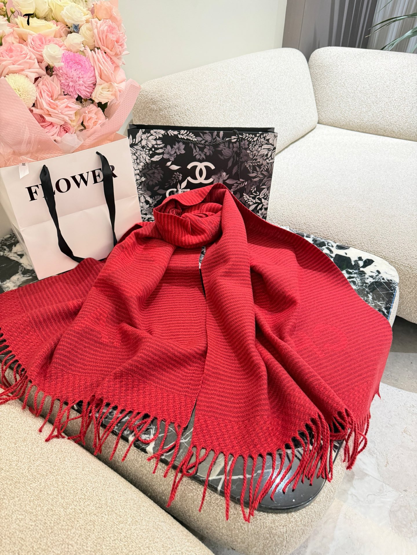 Elegante Bufanda/Chal Chanel de Lana con Flecos y Diseño Geométrico para Otoño/Invierno 8 i1760276769034 4482 0 6