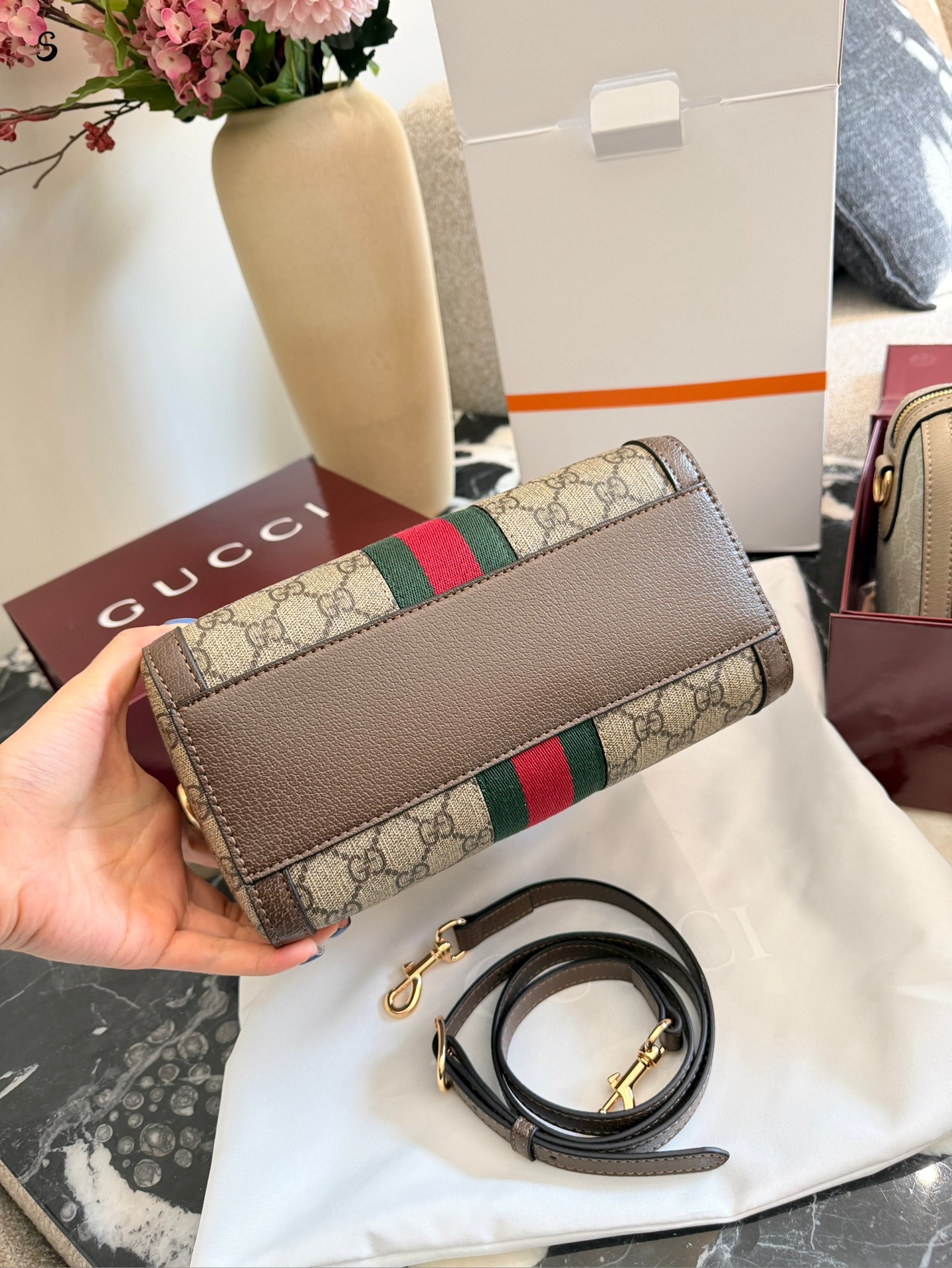 上質でスタイリッシュなバッグを厳選