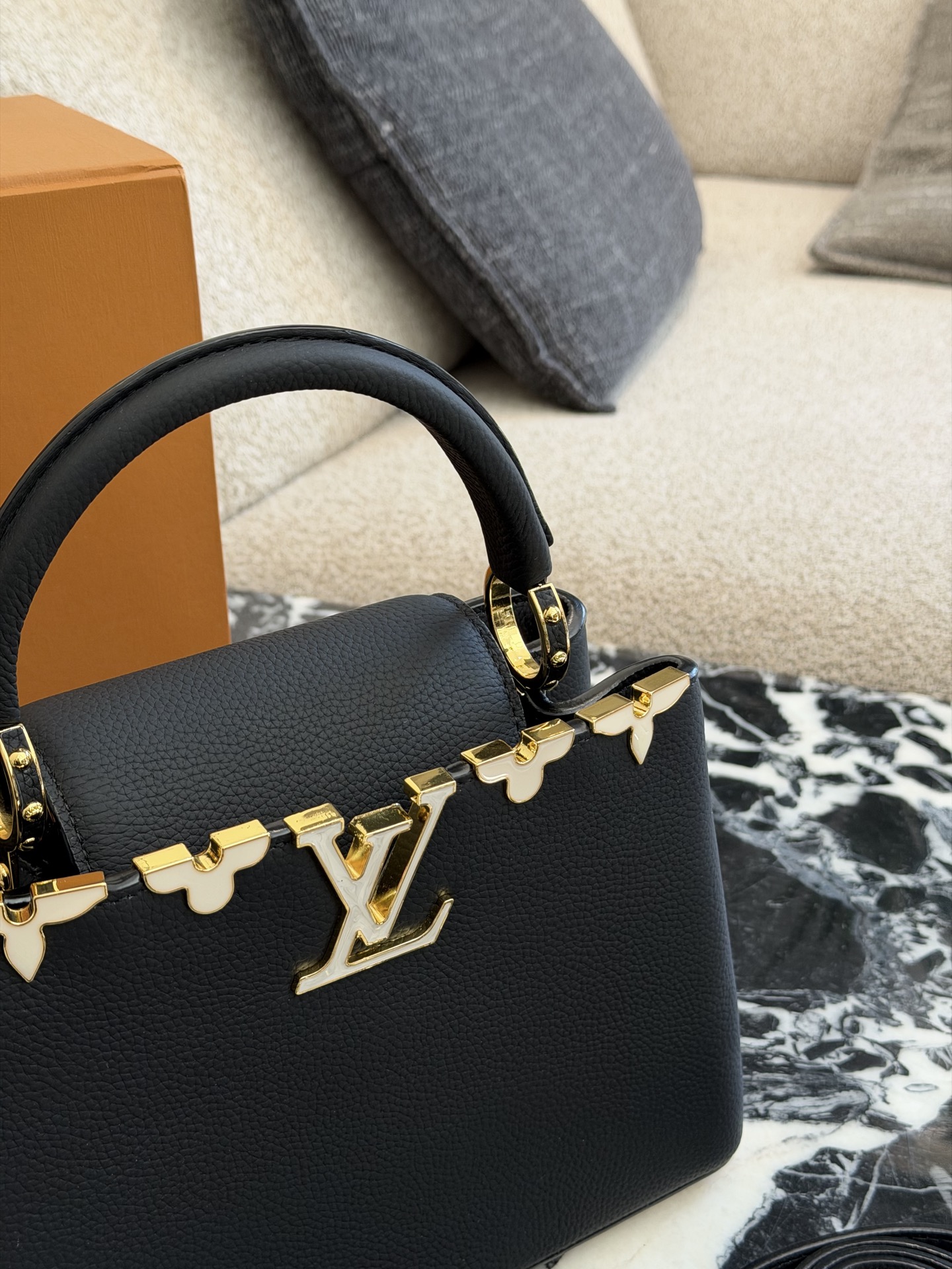 上質でスタイリッシュなバッグを厳選