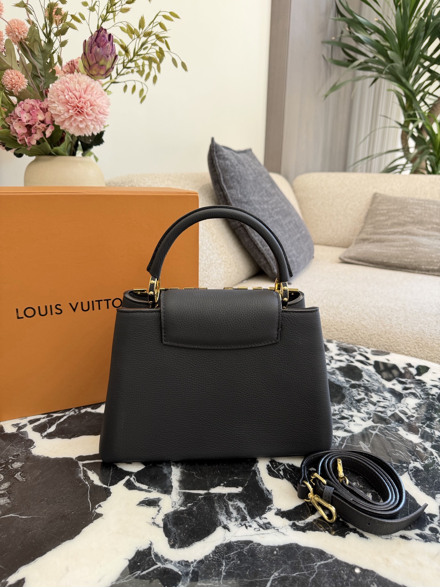 上質でスタイリッシュなバッグを厳選