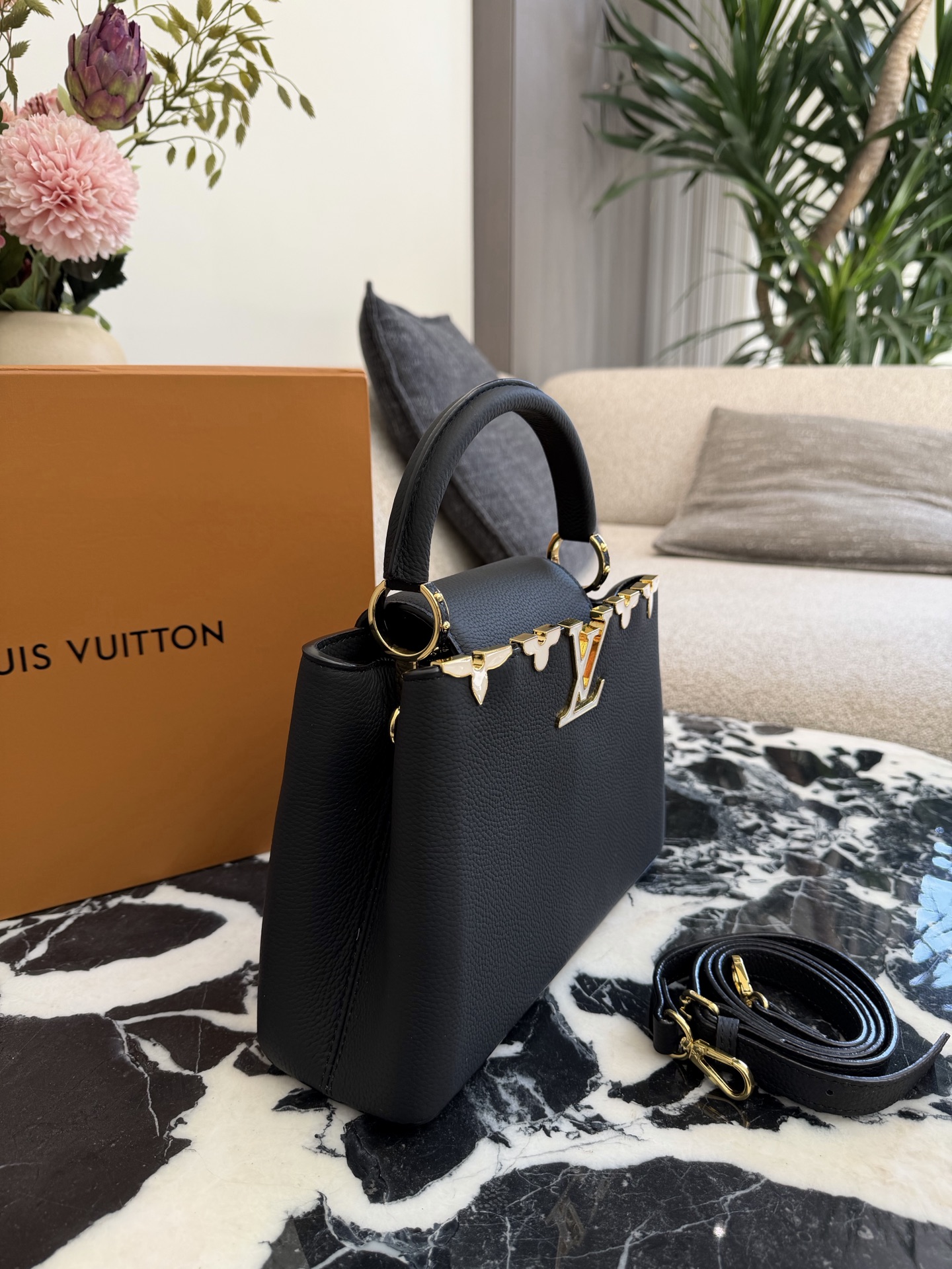 上質でスタイリッシュなバッグを厳選