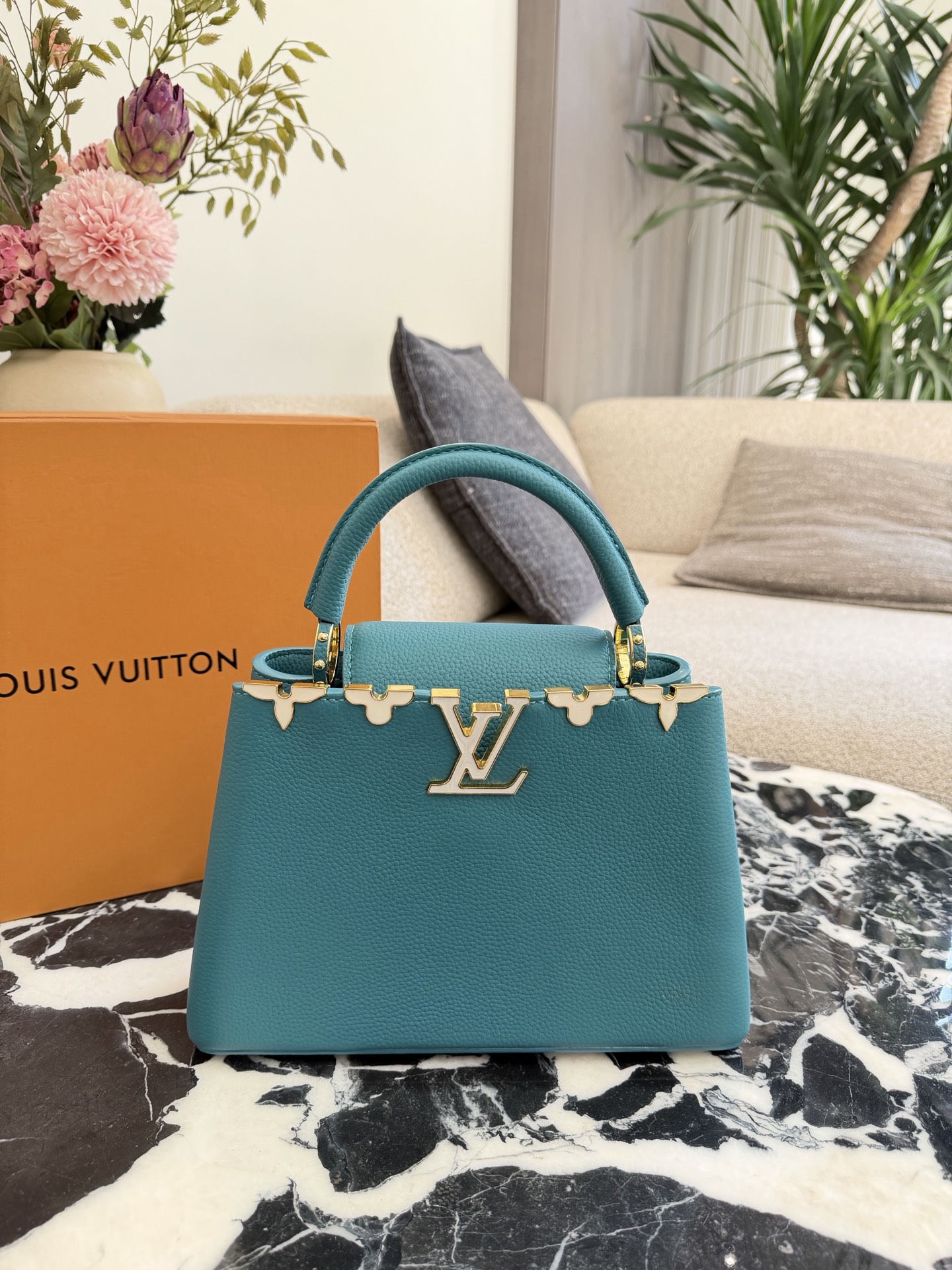 上質でスタイリッシュなバッグを厳選