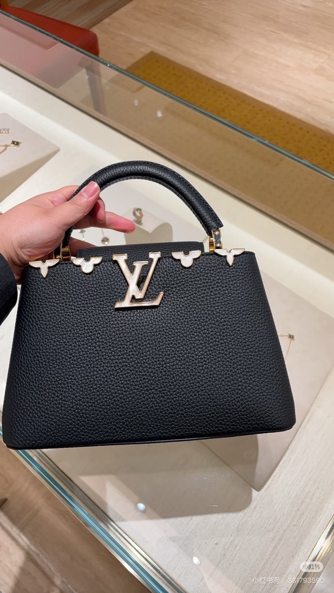 上質でスタイリッシュなバッグを厳選