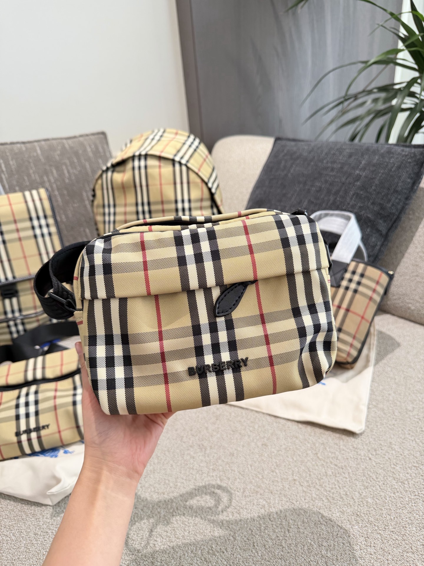 Burberry bag Burberry — photo 6
