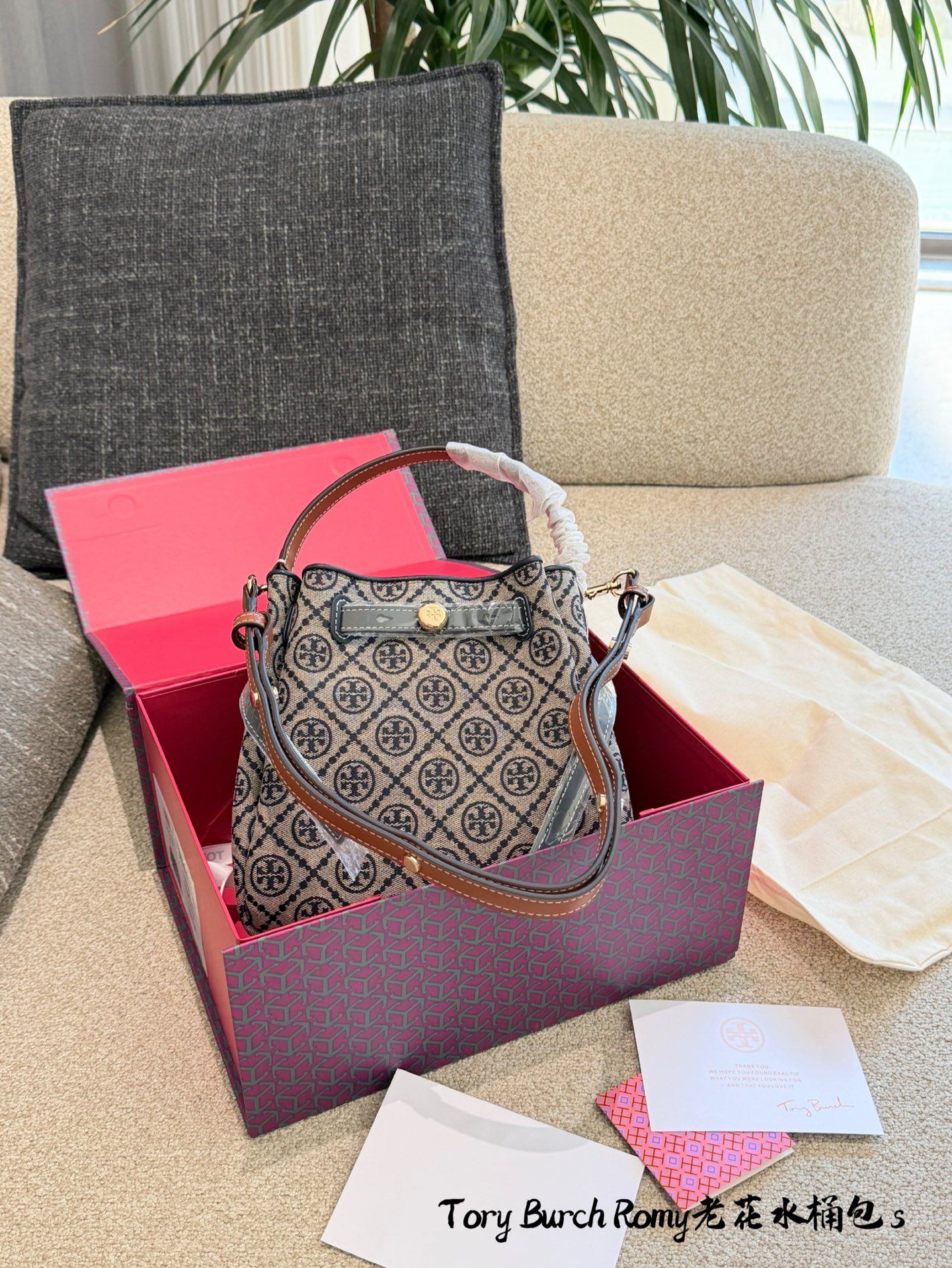 _dem9sFOuYONSE-T7NCJ4QndDV9XVkDzV4u_FLEA