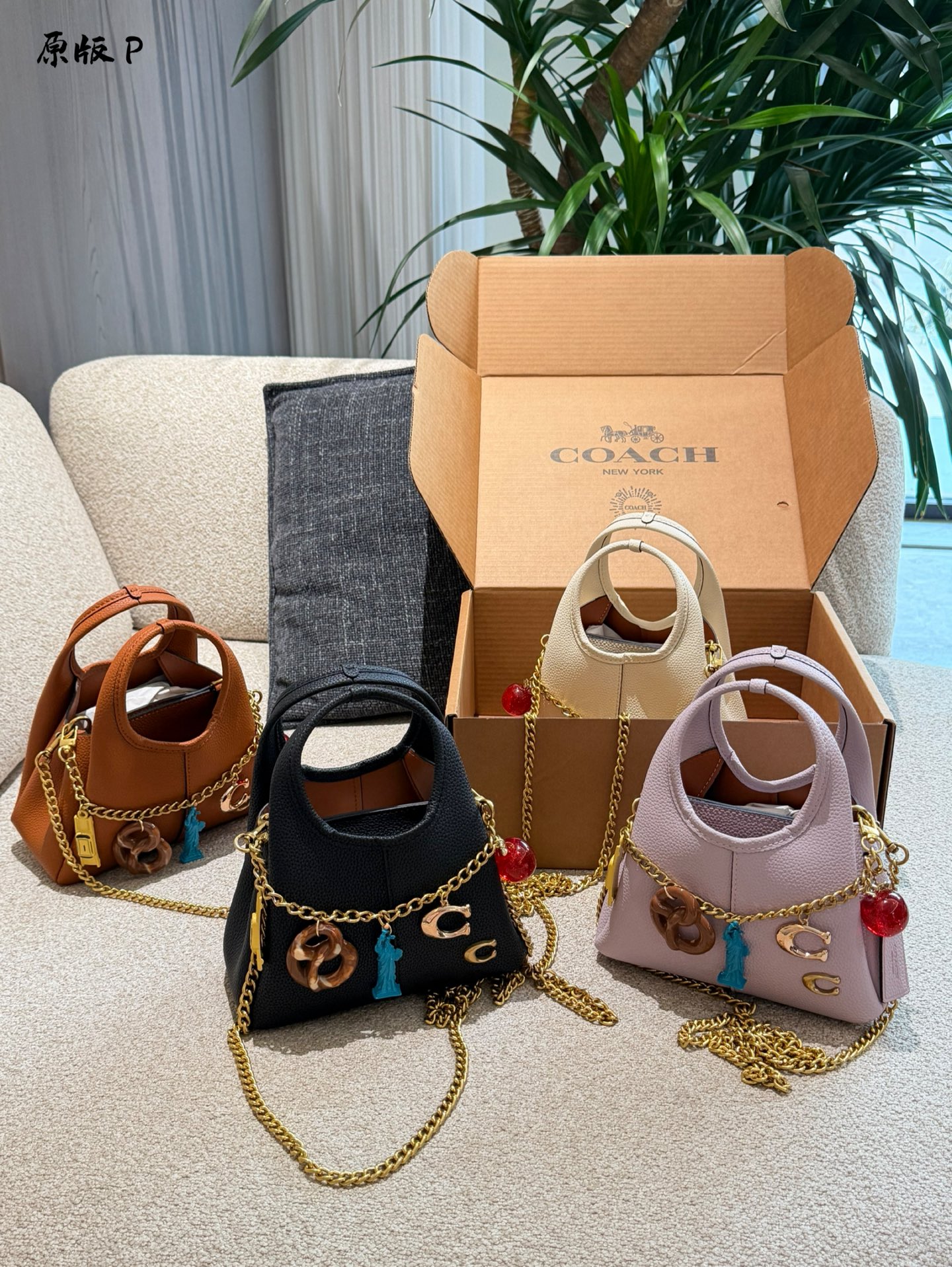 Coach Lana 19 bolso de cadena: el mini Coach Lana 19 tiene un tacto suave y delicado, retro y suave. La correa de caden…