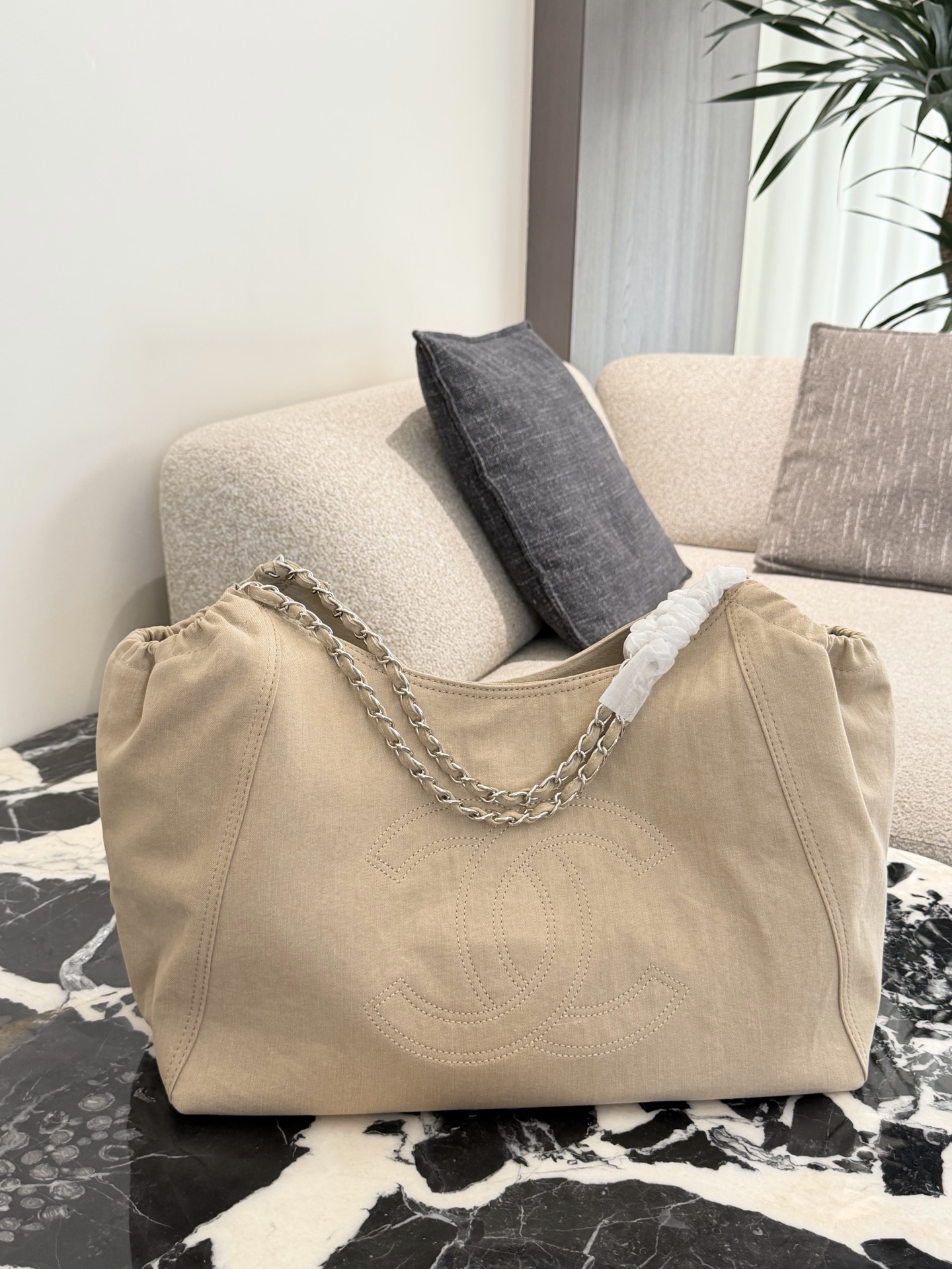 _dam9sZeWHiNttAASJri2yj4MuOJKFTcEz_H_yZQ