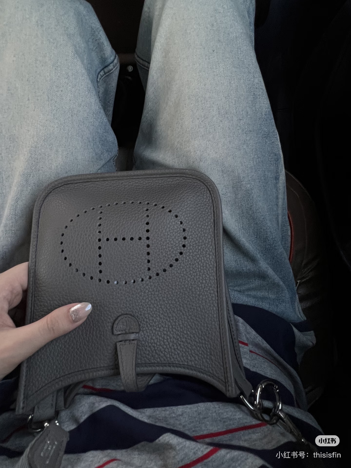 Alternative view of Hermes Shoulder Bag 11353