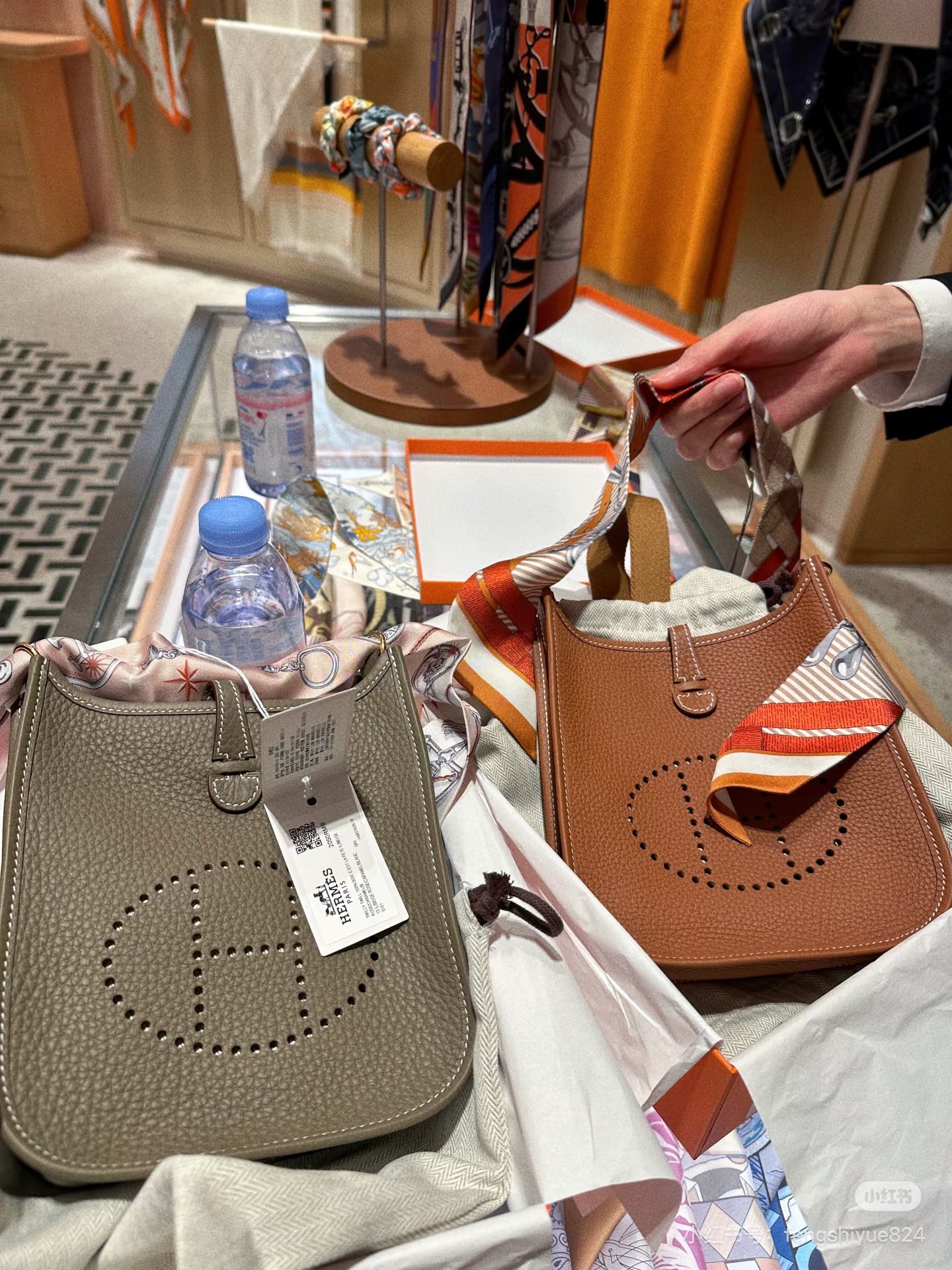 Hermes Shoulder Bag 11353