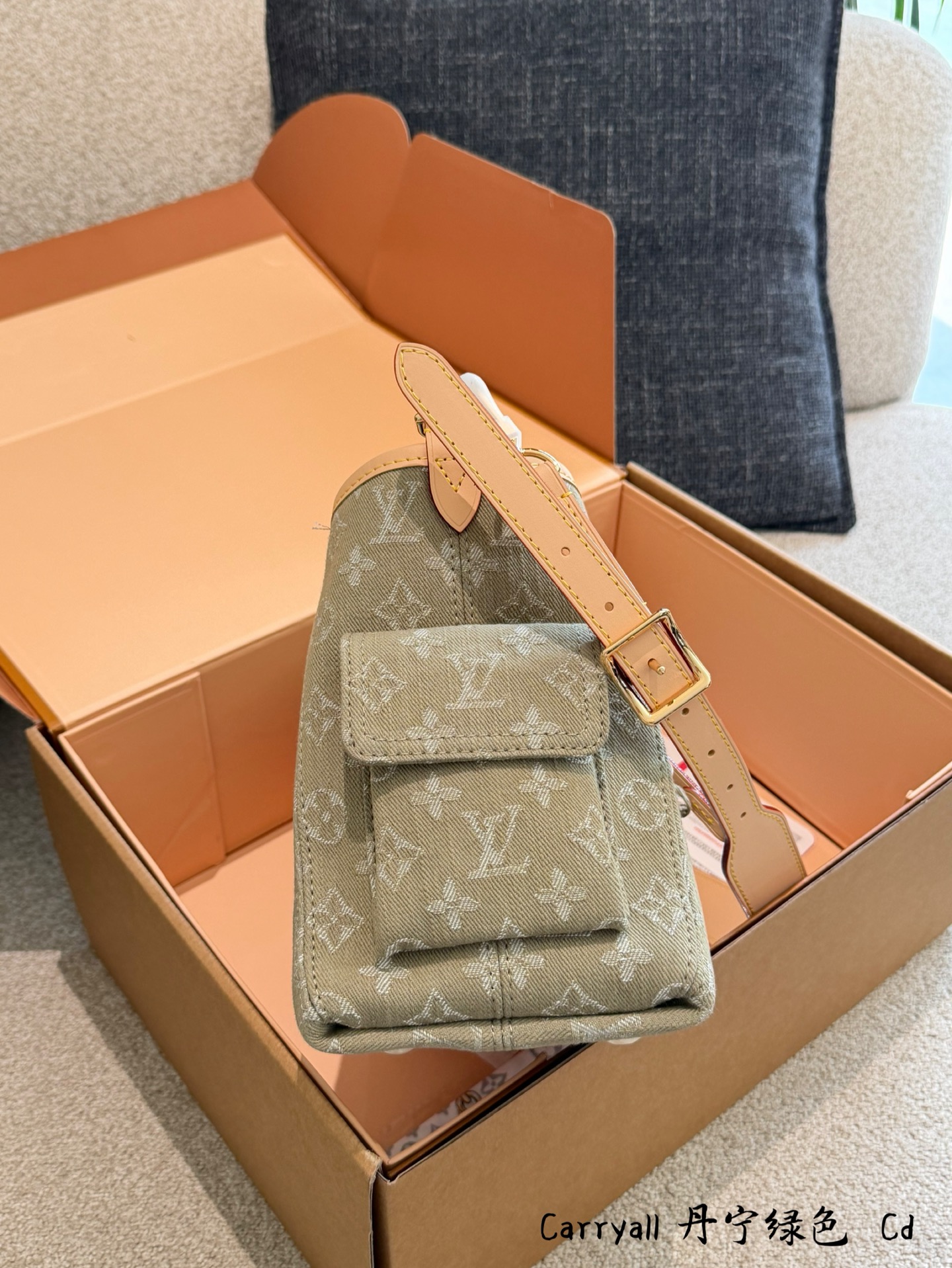 China Replica VCA Jewelry VCAES0402-2517