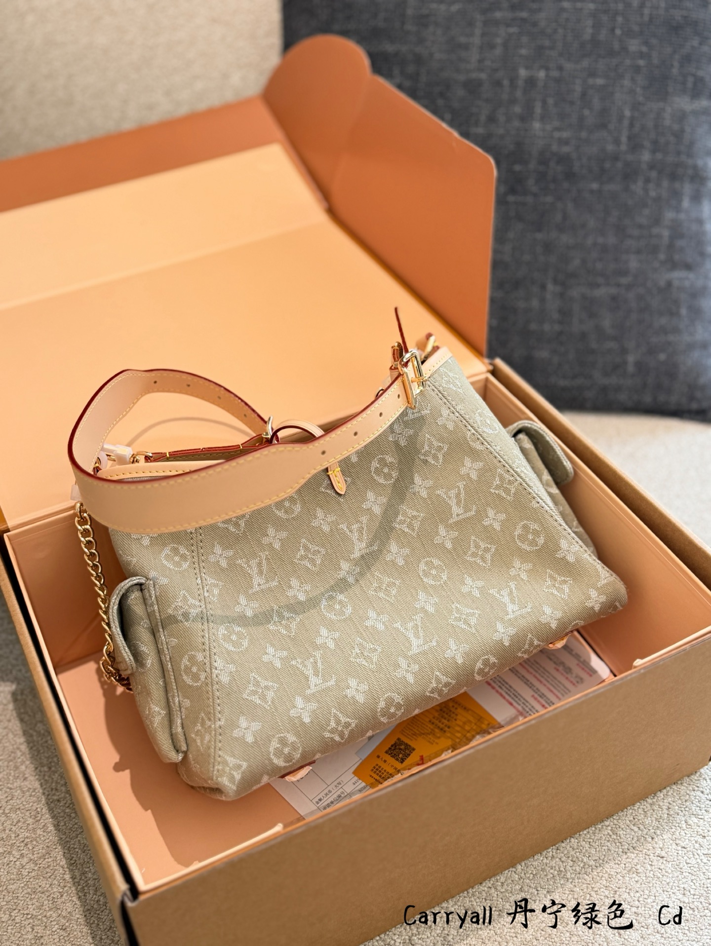 China Replica VCA Jewelry VCAES0402-2517