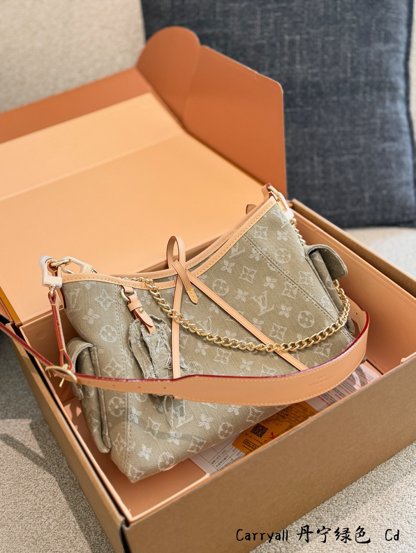 China Replica VCA Jewelry VCAES0402-2517