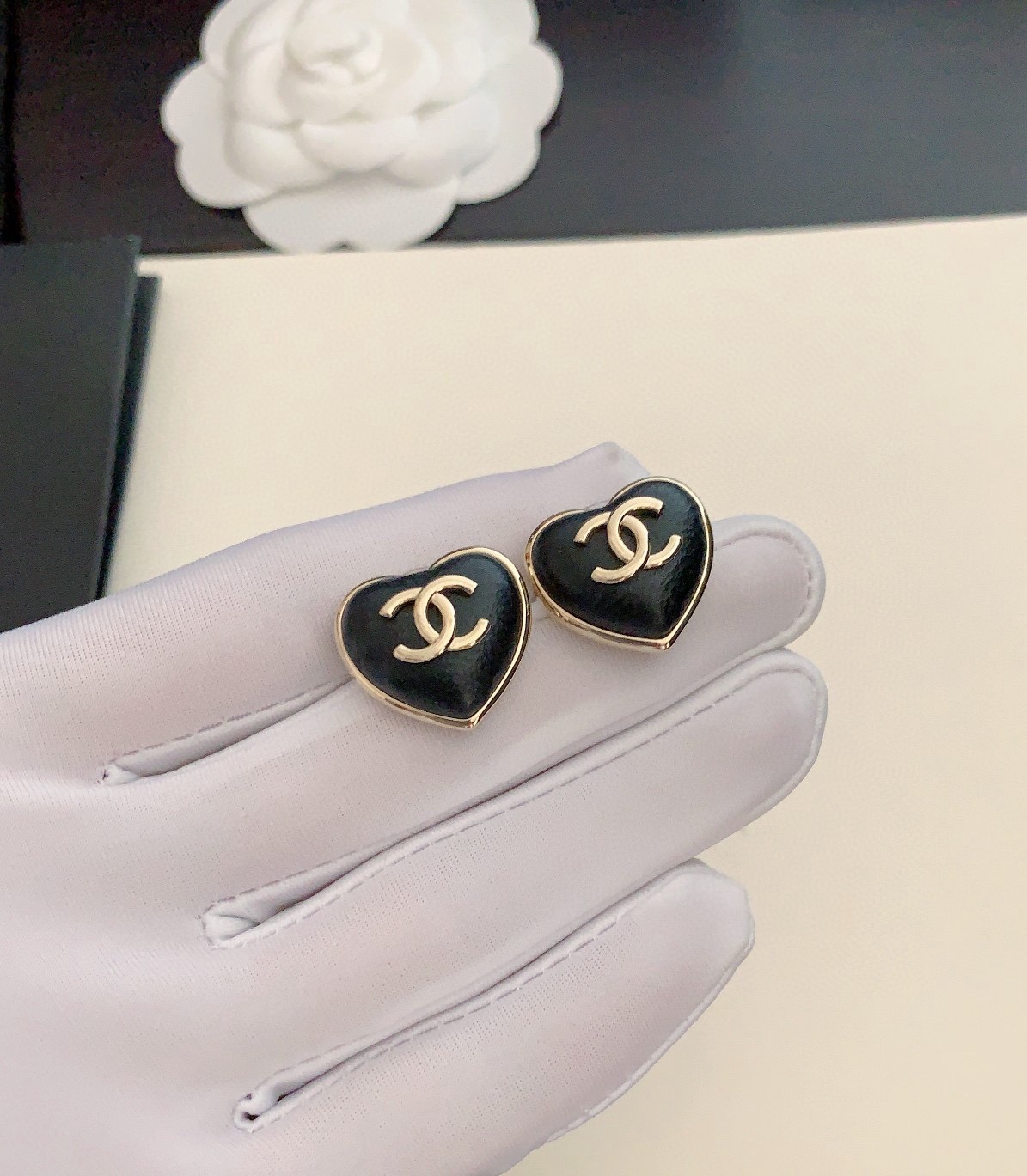 CHANEL Black Leather Heart Stud Earrings - Comprehensive 5