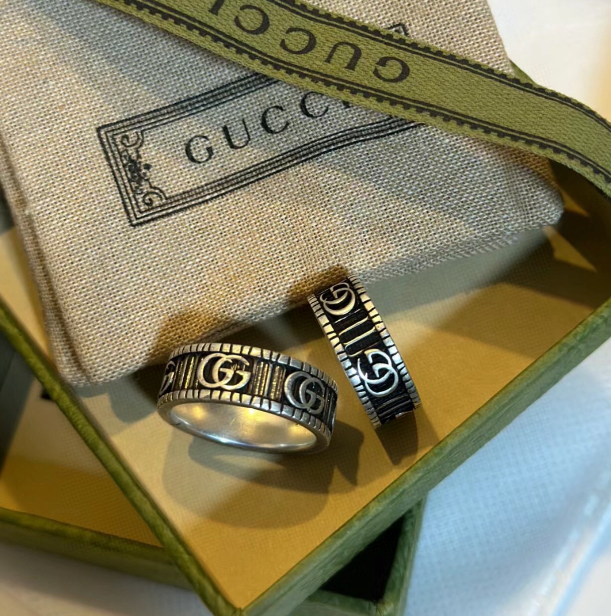 Gucci Vintage Striped Ring (Unisex - Comprehensive 5