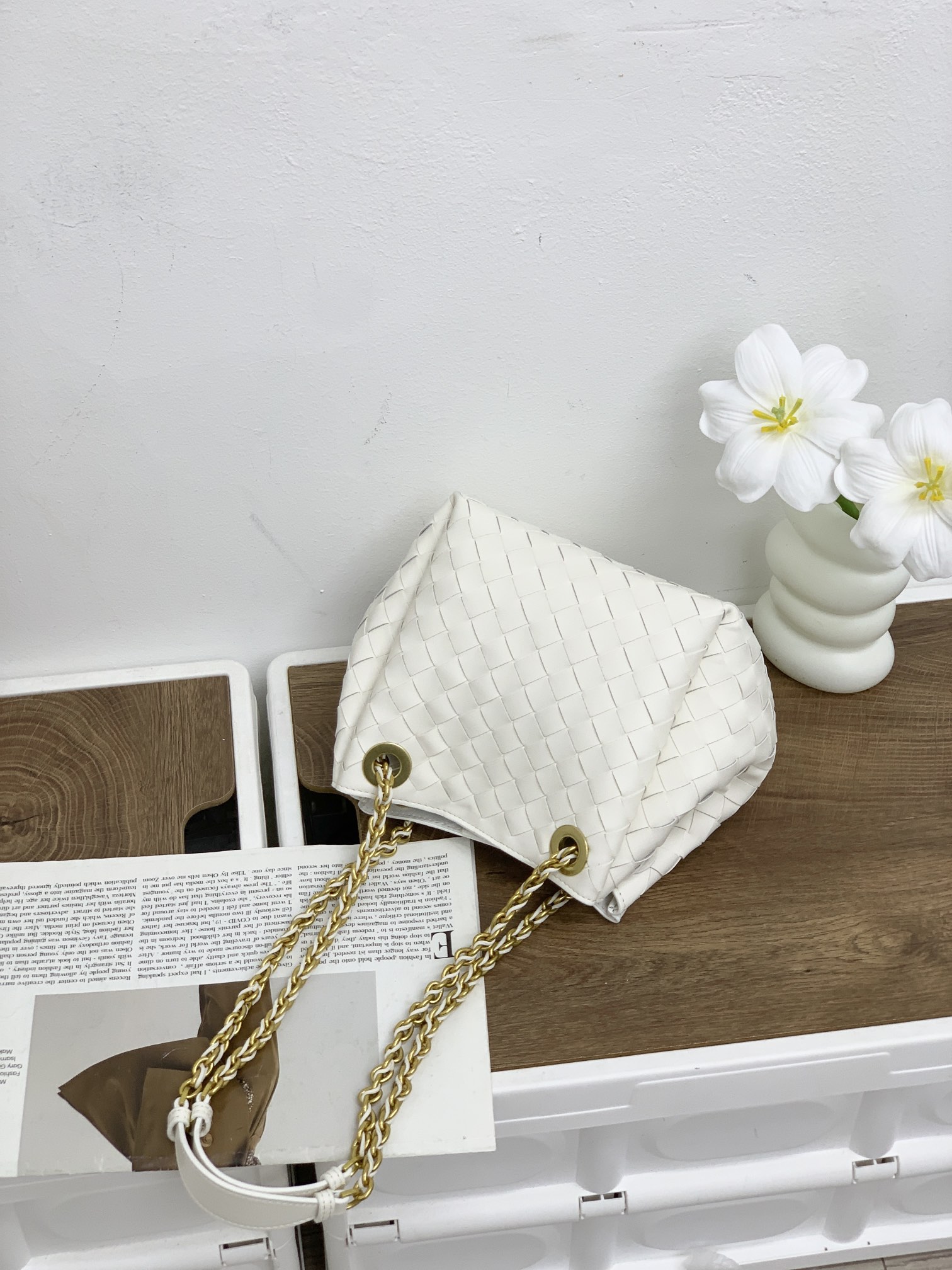 🌿2025早春链条⛓️降落伞-白色
#降落伞链条款增加了另一种“知性高贵”的美感💐，链条可以调节不一样的