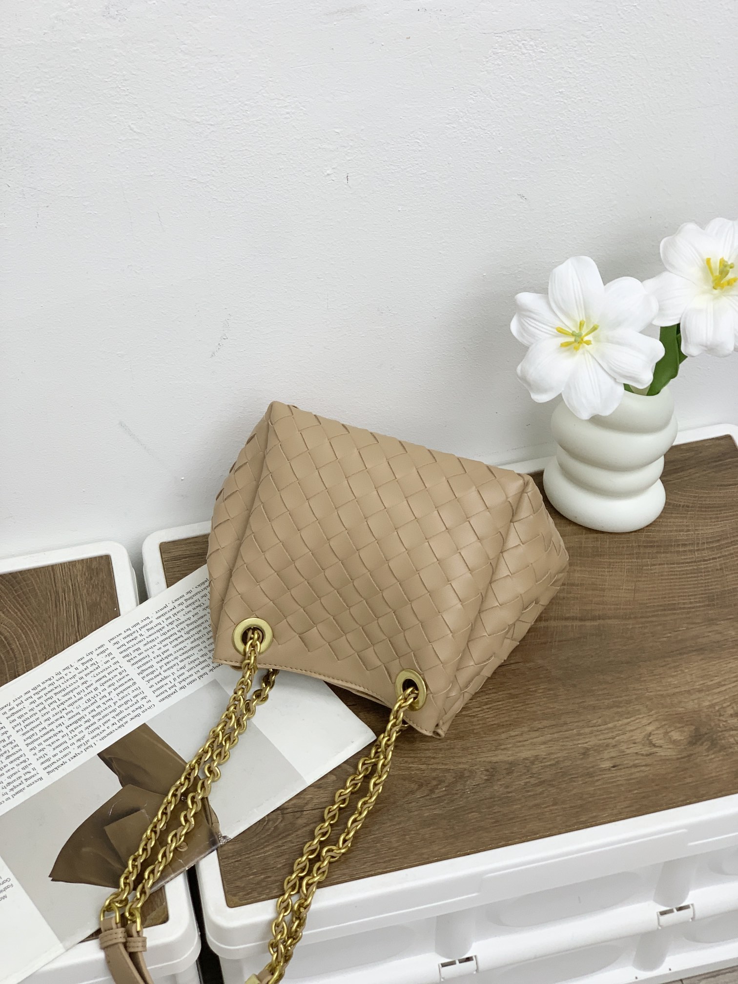 🌿2025早春链条⛓️降落伞-奶茶
#降落伞链条款增加了另一种“知性高贵”的美感💐，链条可以调节不一样的