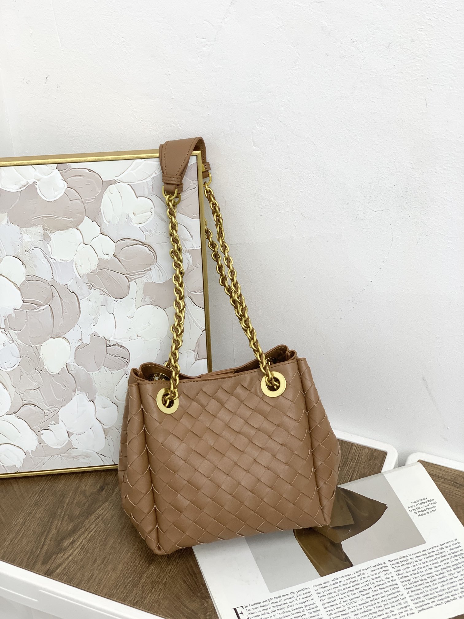 🌿2025早春链条⛓️降落伞-焦糖
#降落伞链条款增加了另一种“知性高贵”的美感💐，链条可以调节不一样的