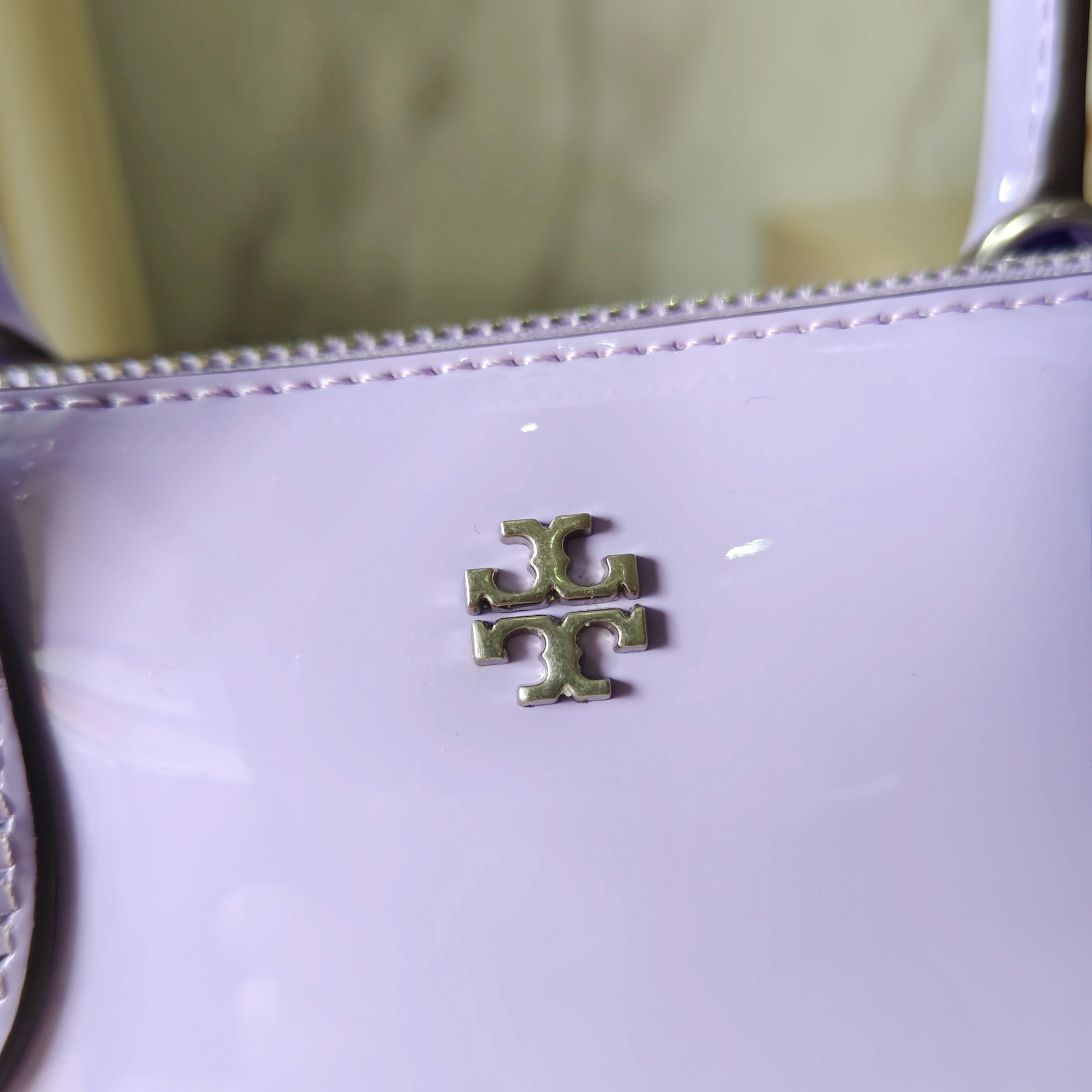 Tory Burch ～超 啊 必入的小贝壳来啦 TB新款Emerson迷你贝壳包