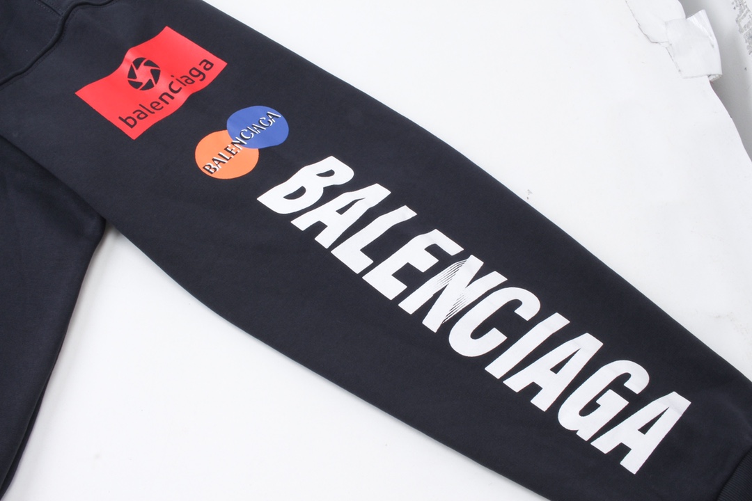 Balenciaga/巴黎世家 25ss 多标印花连帽卫衣 白色 深蓝灰